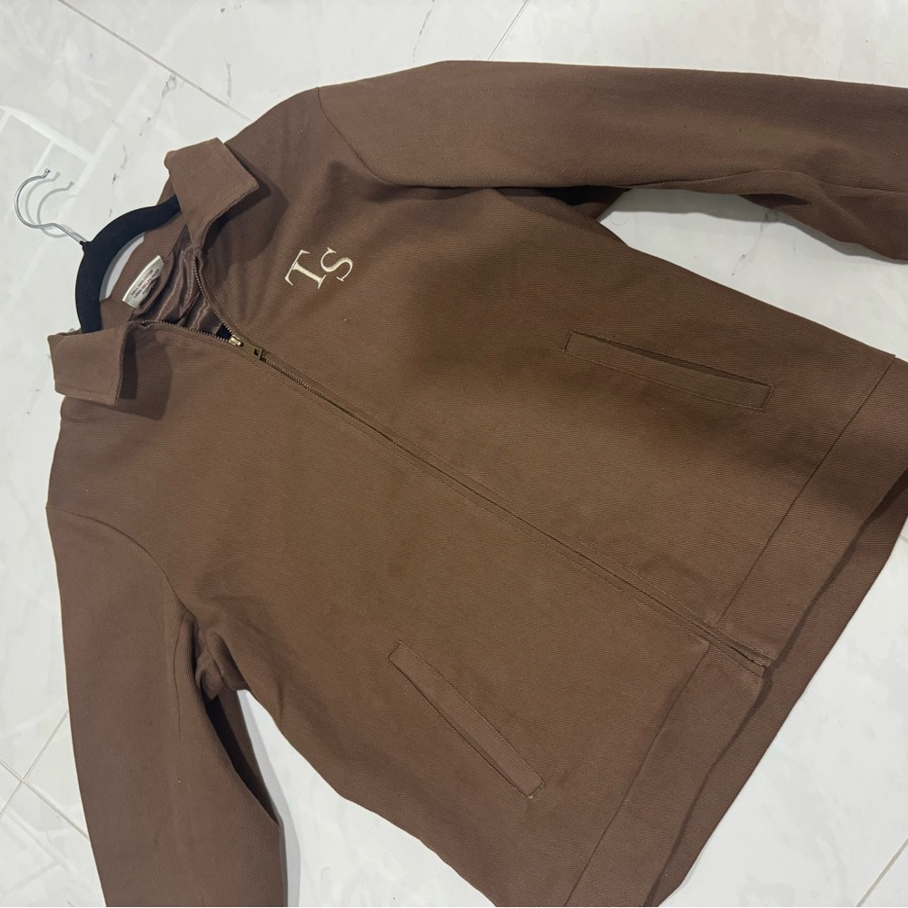 Taylor Swift acoustic piano jacket